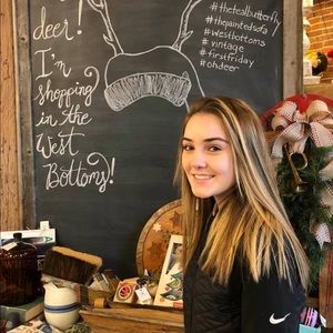 Meet your Posher, Keeley